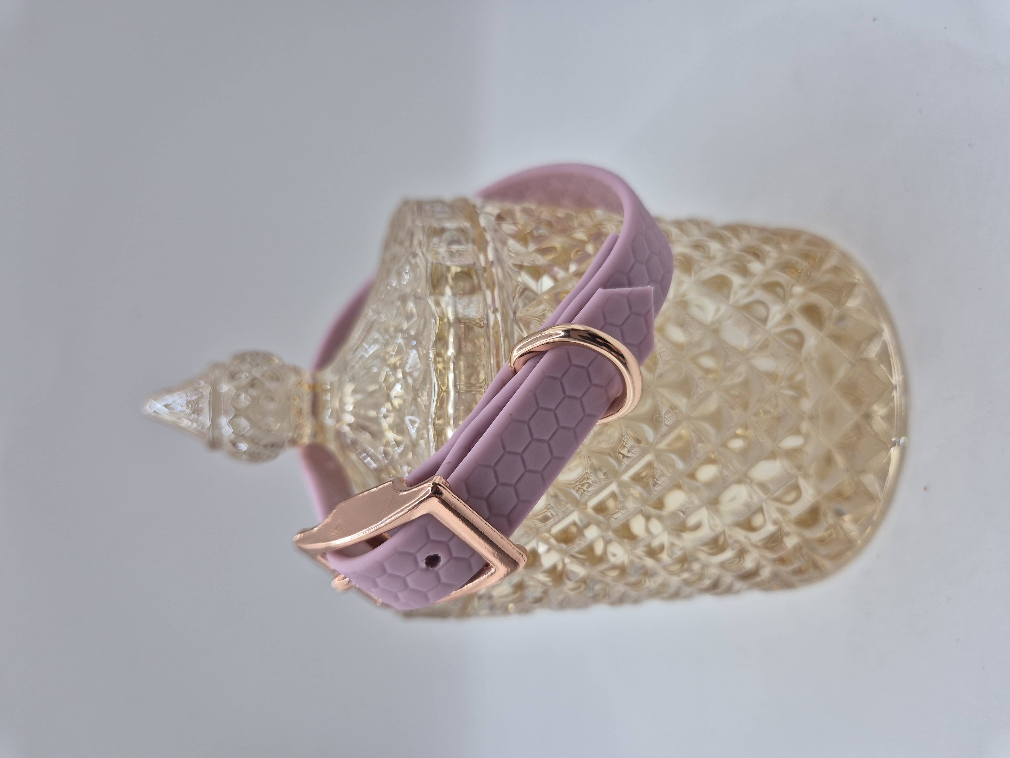 Hexa Halsband Lavendel