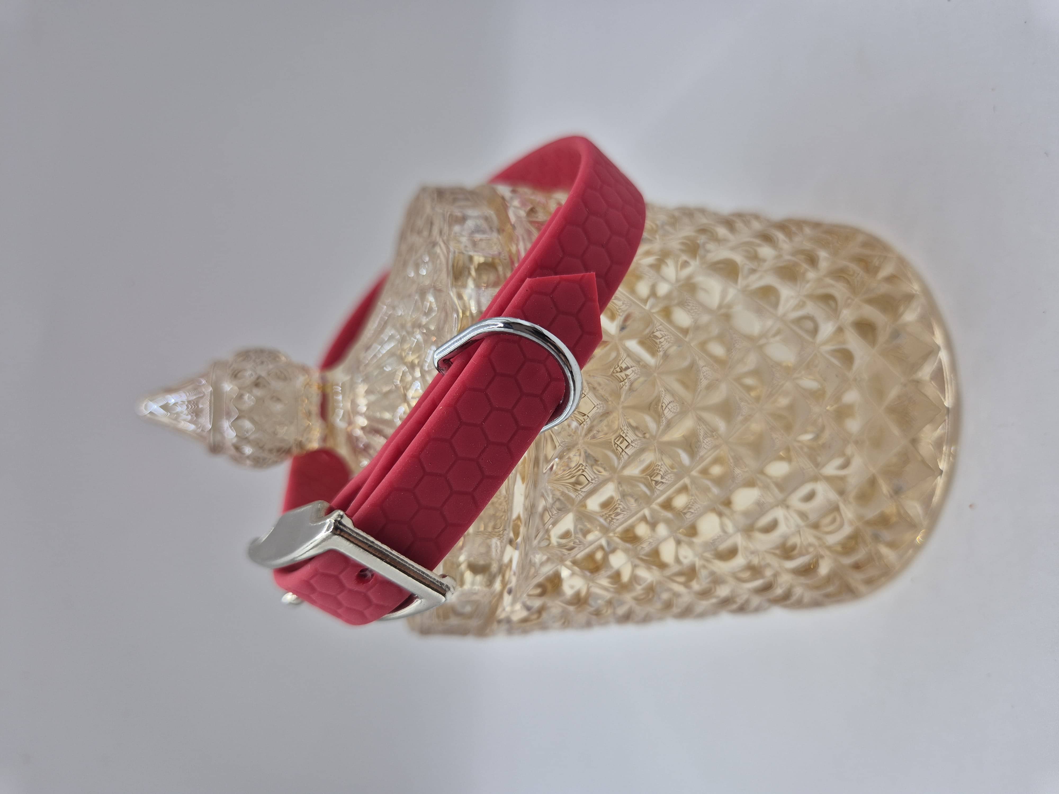 Hexa Halsband Magenta